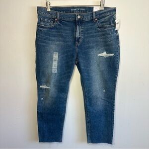 Old Navy Size 14 NWT Boyfriend Ankle Distressed Jean Raw Hem Medium Wash